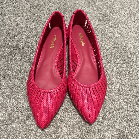 Shoes - Picture 2 of 5